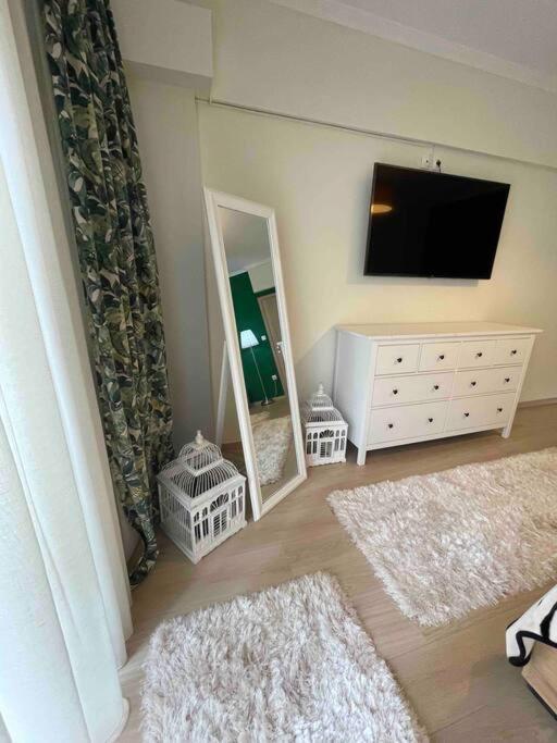 Super Luxury City Center Stay Солун Екстериор снимка